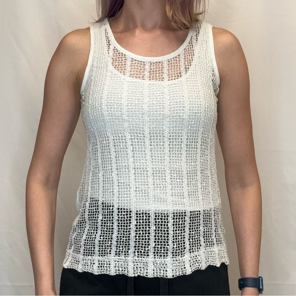 Tea n Rose Women's Ivory Hot Mama Sleeveless Tank Top Sequin Crochet Small